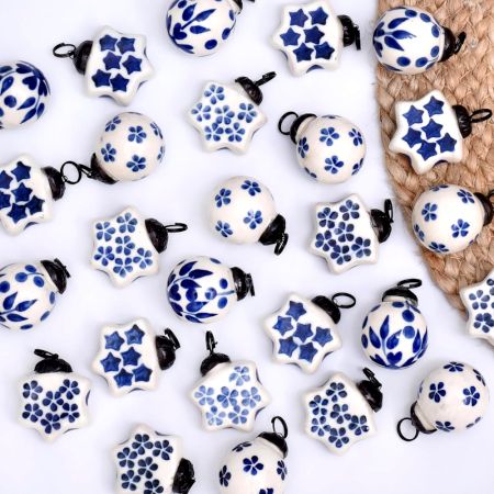 25 Pieces Blue and White Star and Balls Ceramic Christmas Ornaments